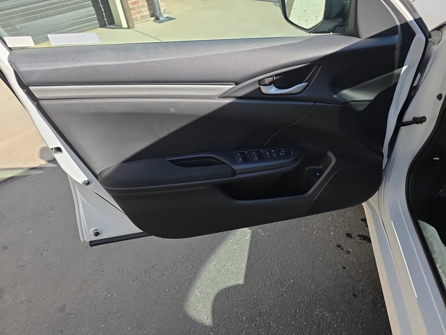 Used 2021 Honda Civic LX image 17