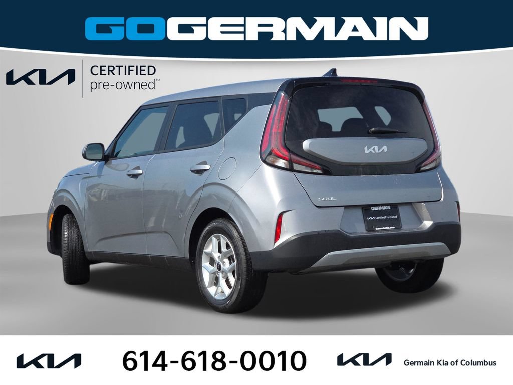 Certified 2025 Kia Soul LX w/ LX Technology Package FWD image 10