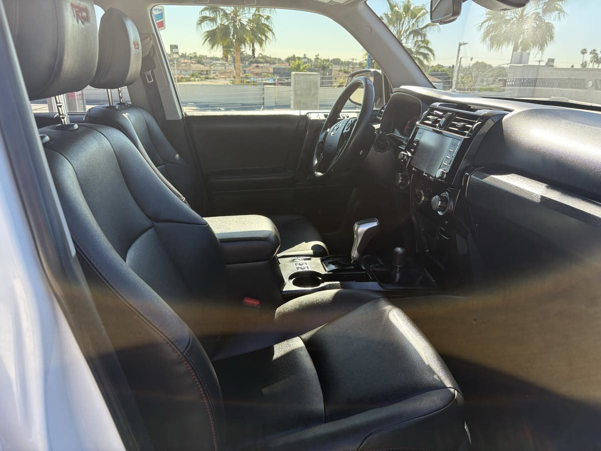 Used 2024 Toyota 4Runner TRD Off-Road Premium image 26