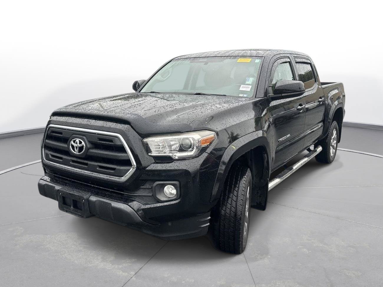 Used 2017 Toyota Tacoma SR5 w/ Tow Package RWD video 2