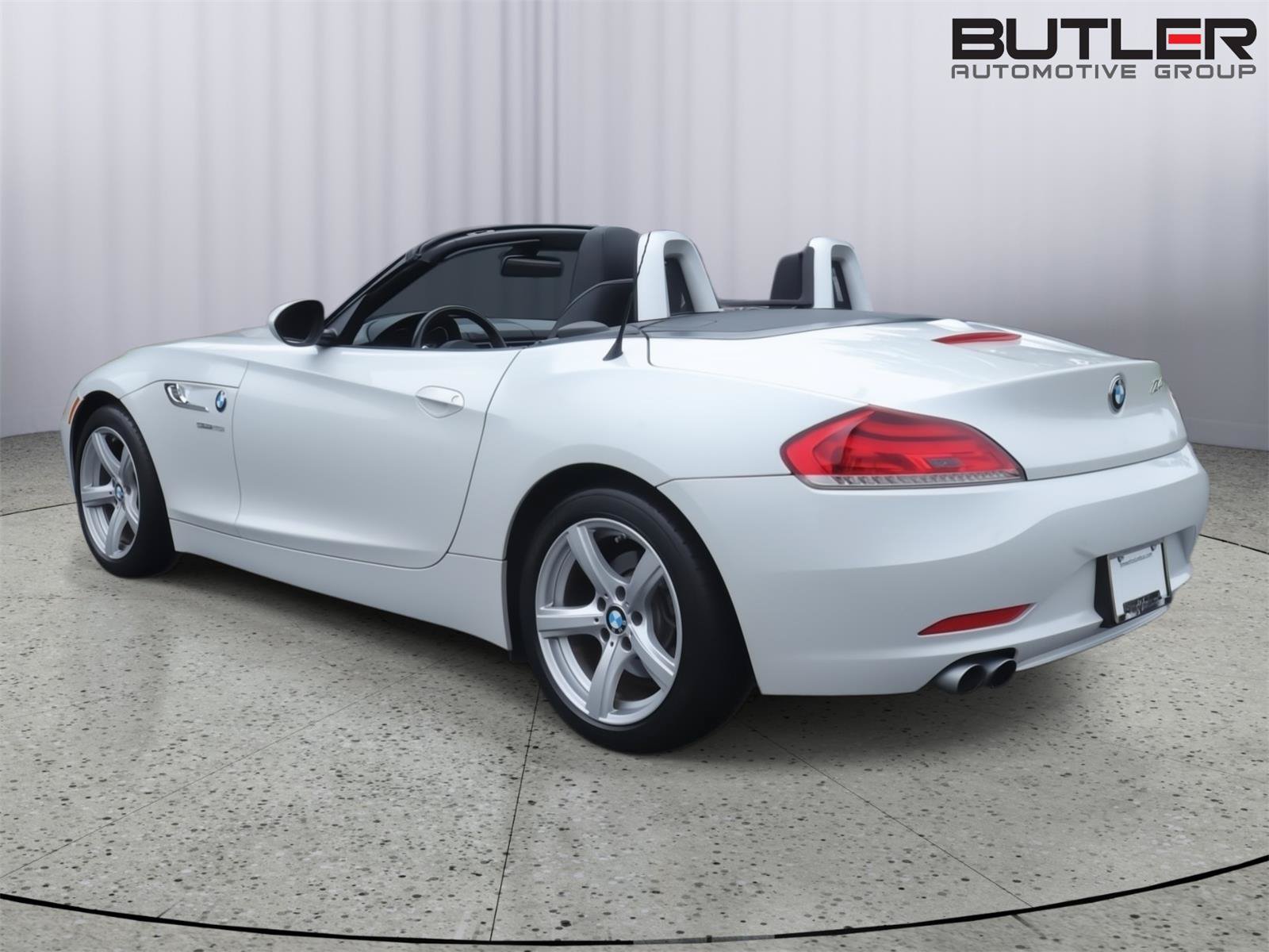 Used 2016 BMW Z4 sDrive30i RWD image 11