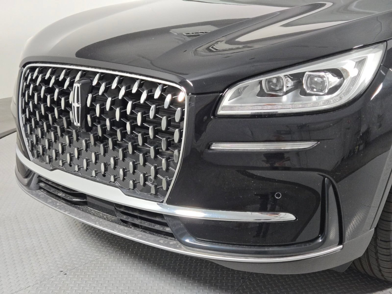 New 2026 Lincoln Corsair Reserve FWD image 10