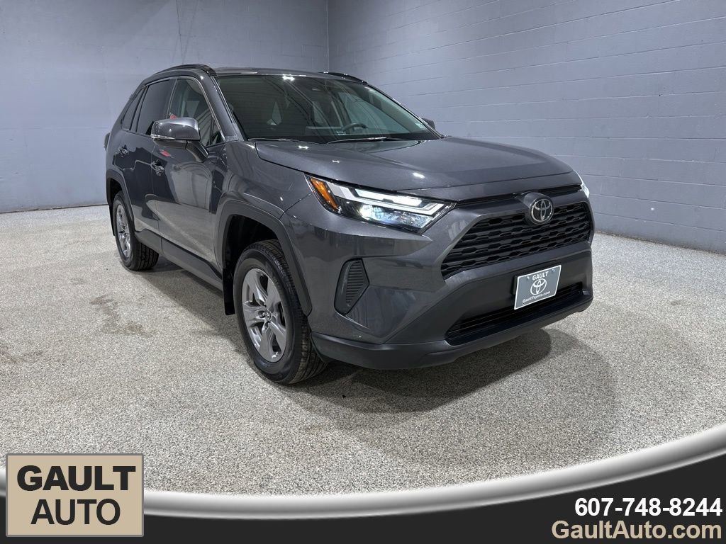 Used 2024 Toyota RAV4 XLE image 1