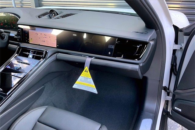 New 2026 Porsche Panamera 4 image 21