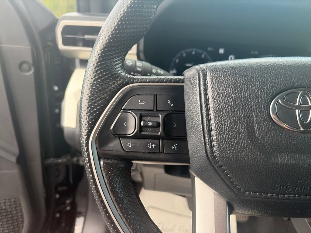 Used 2024 Toyota Tacoma TRD Off-Road AWD/4WD image 19