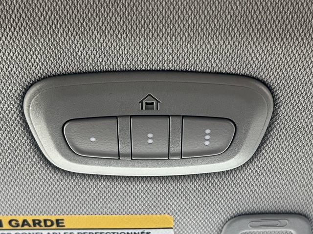 Used 2023 Jeep Grand Cherokee L Limited w/ Black Appearance Package image 11