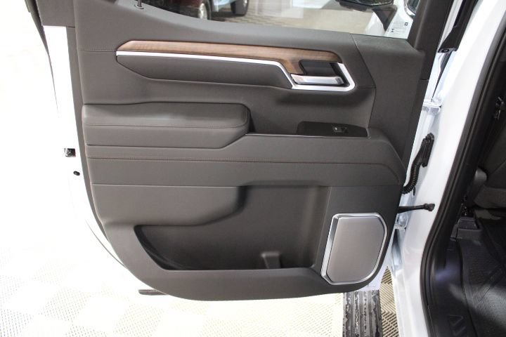 New 2026 Chevrolet Silverado 1500 High Country AWD/4WD image 22