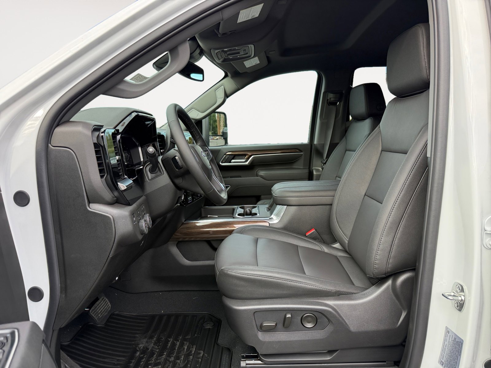 New 2026 Chevrolet Silverado 2500 LT w/ Trail Boss Package image 10