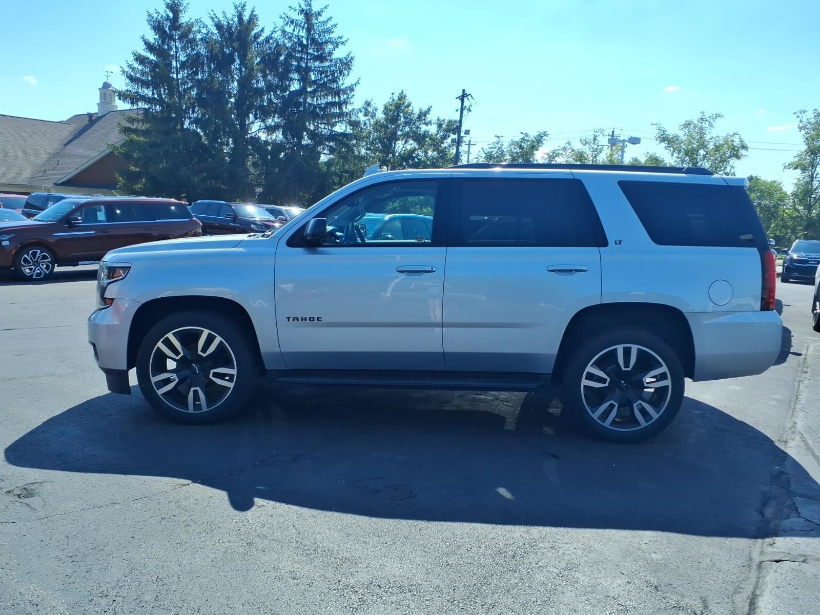 Used 2019 Chevrolet Tahoe LT w/ RST Edition AWD/4WD image 4