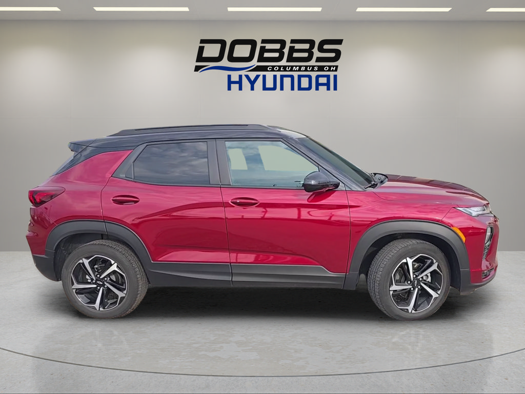 Used 2023 Chevrolet TrailBlazer RS w/ Sun and Liftgate Package AWD/4WD image 6