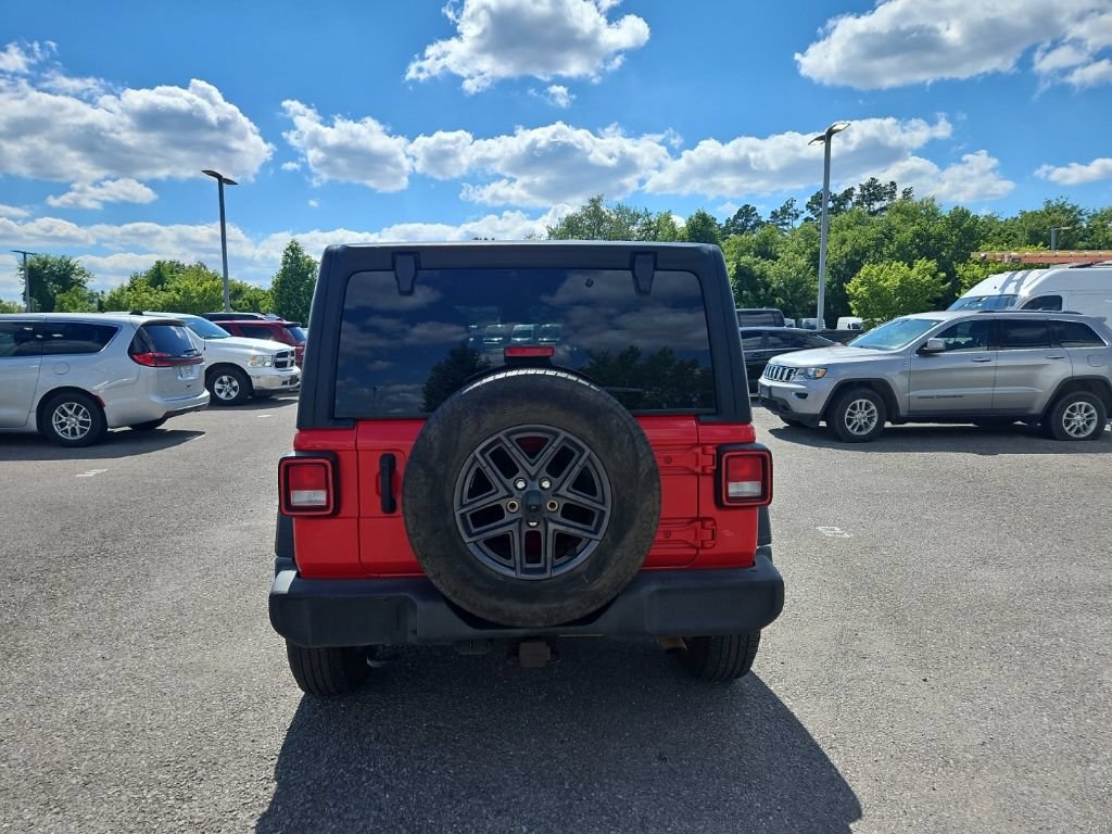 Used 2024 Jeep Wrangler Unlimited Sport AWD/4WD image 6