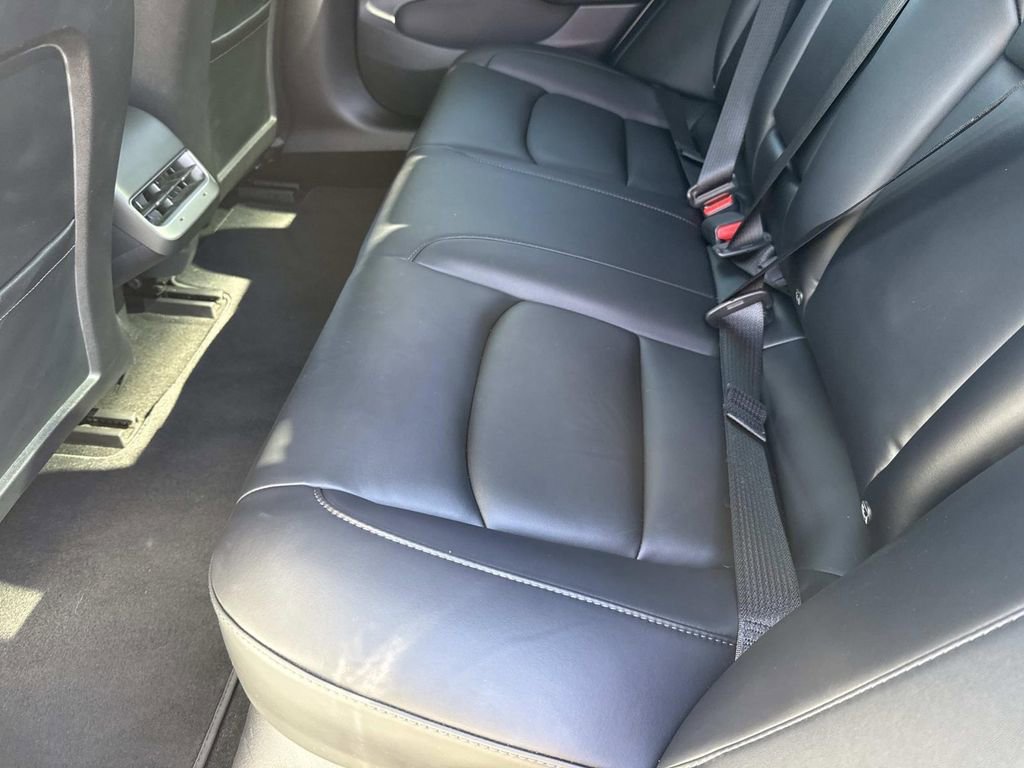 Used 2022 Tesla Model 3 Long Range image 16