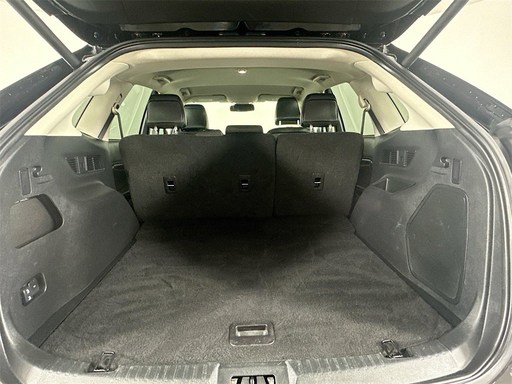 Used 2024 Ford Edge Titanium image 19