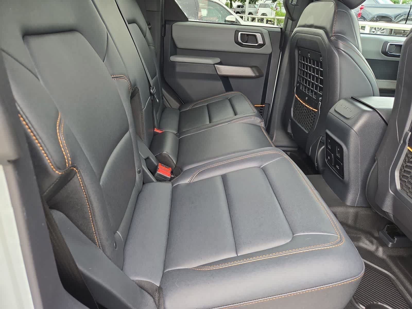 Used 2022 Ford Bronco Badlands AWD/4WD image 19