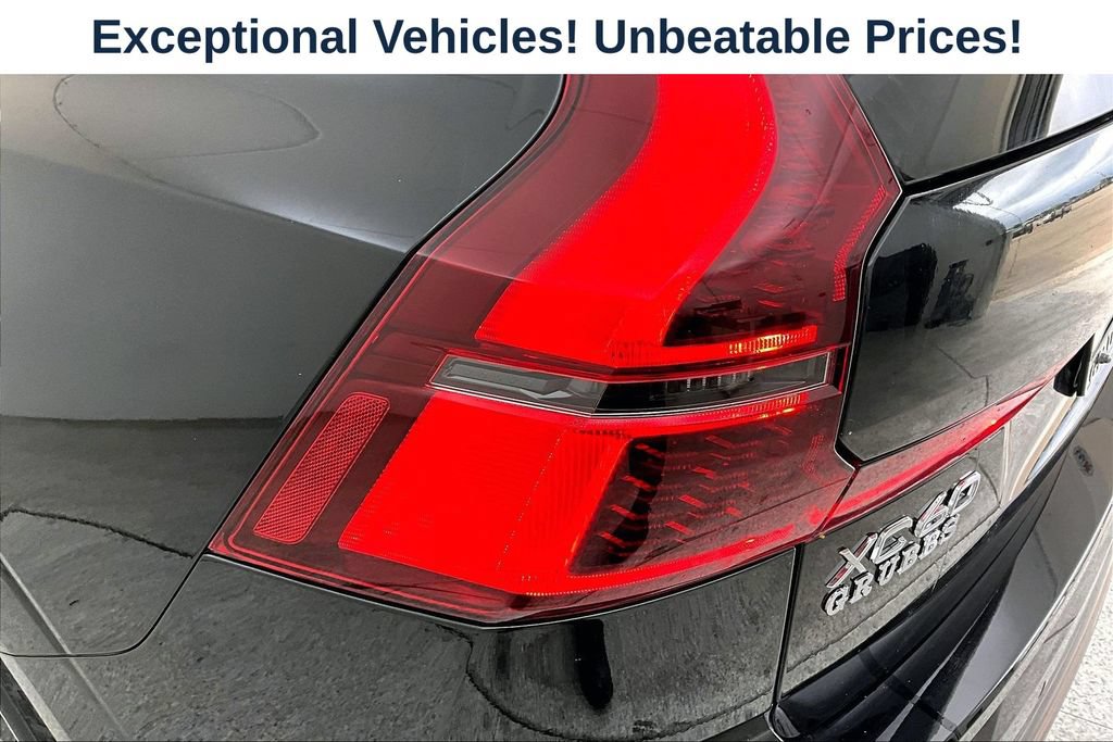 New 2026 Volvo XC60 B5 Plus w/ Climate Package AWD/4WD image 41