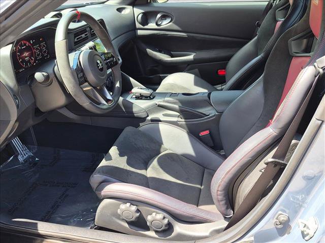 Certified 2024 Nissan Z Performance w/ Floor Mat Package RWD image 15