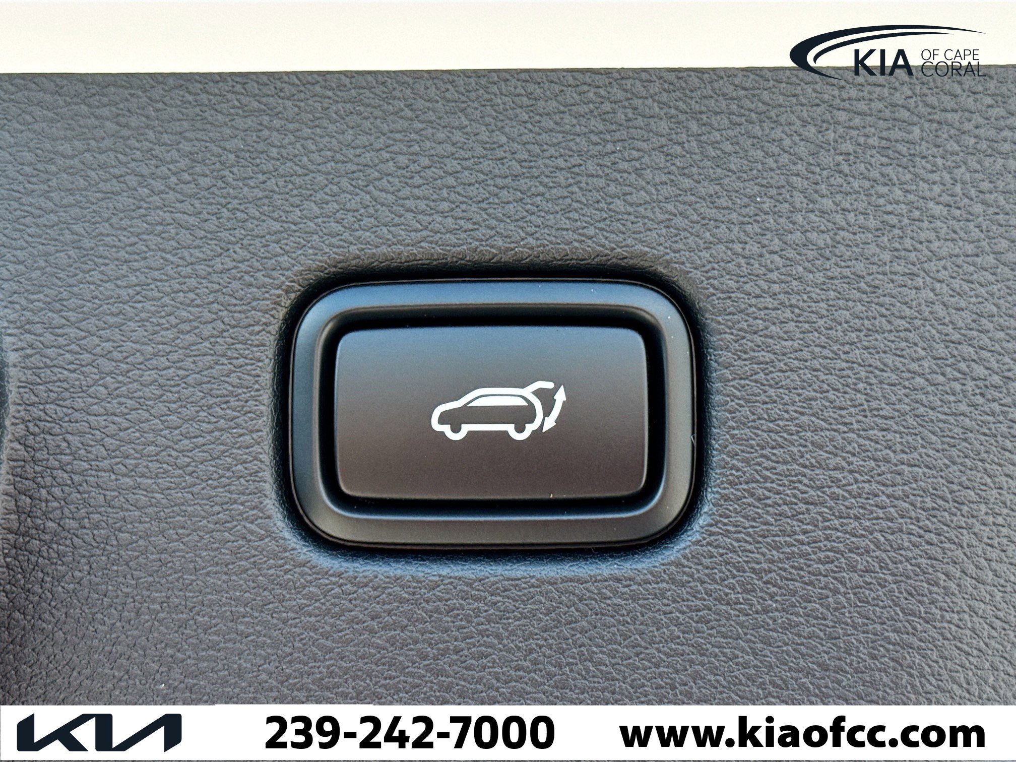 New 2026 Kia Sportage EX image 12