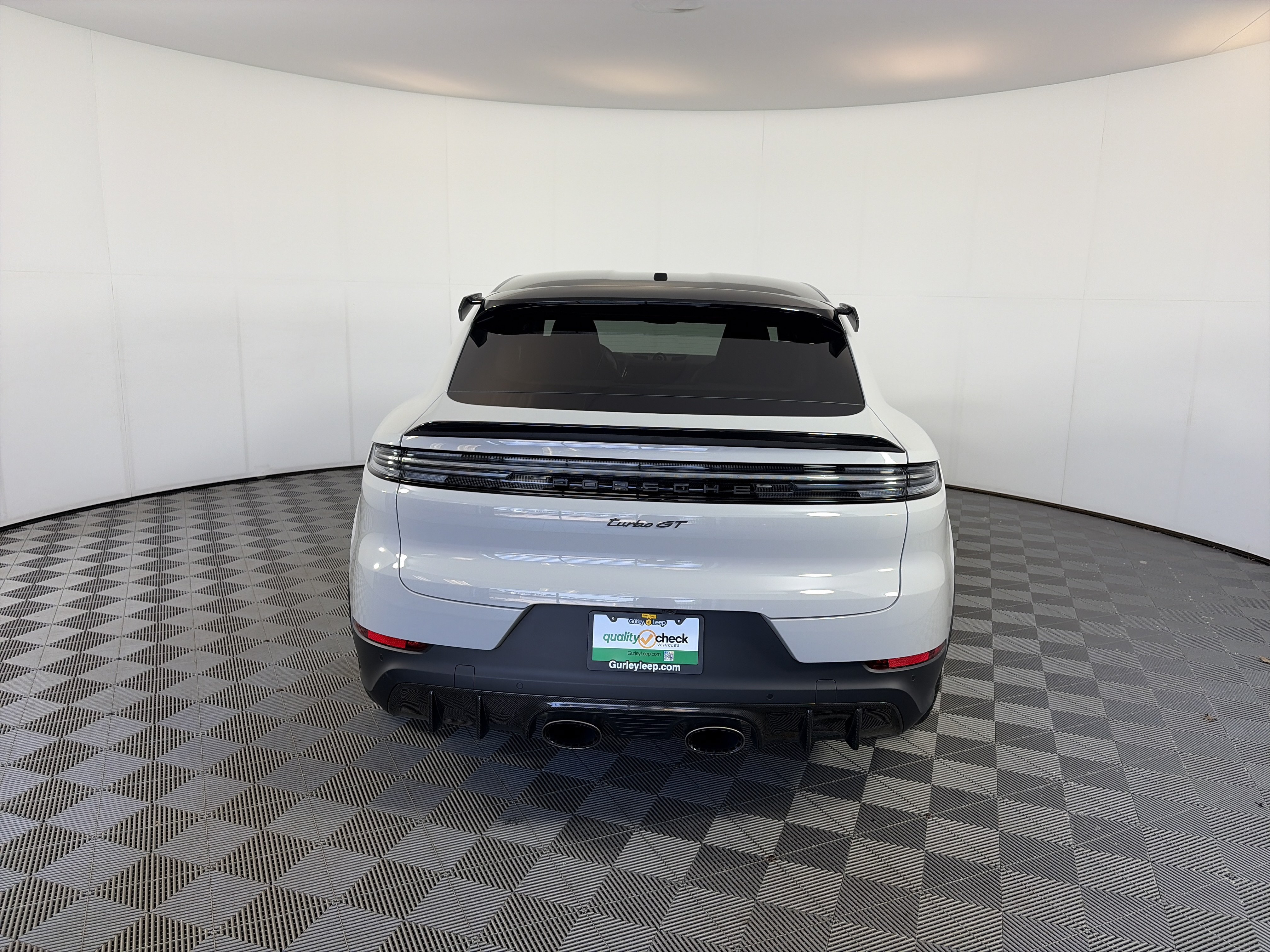 Used 2024 Porsche Cayenne Turbo GT AWD/4WD image 9