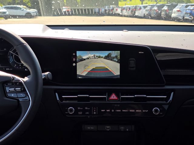 New 2026 Kia Niro Wave w/ Wave Preserve Package FWD image 22