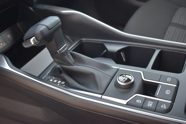New 2026 Kia Sorento LX FWD image 21