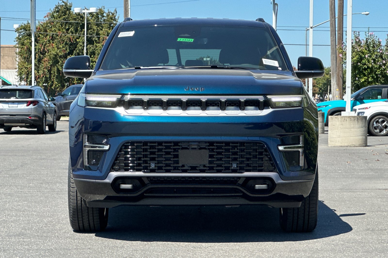 New 2026 Jeep Grand Wagoneer 4WD image 9
