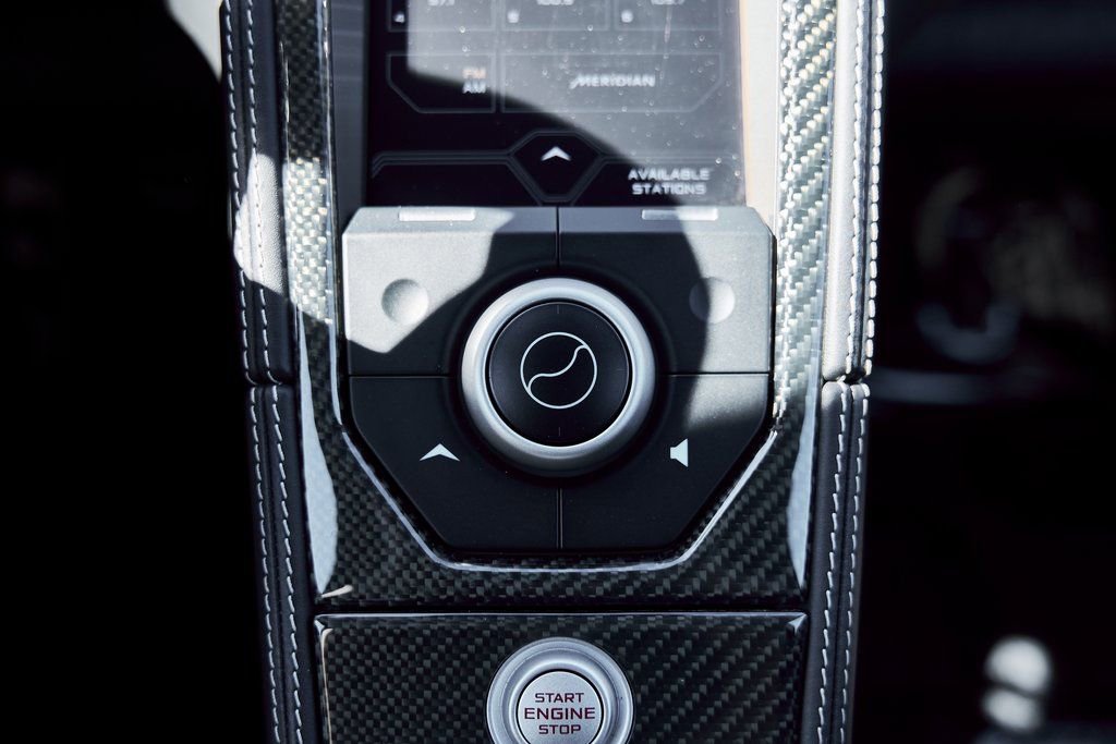 Used 2012 McLaren MP4-12C Coupe image 64