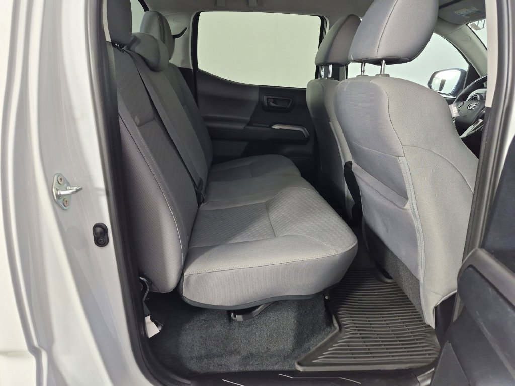 Used 2021 Toyota Tacoma SR5 RWD image 33