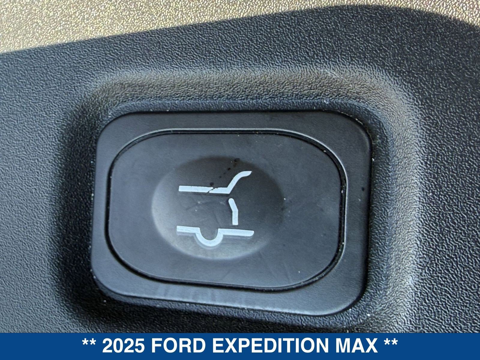 Certified 2025 Ford Expedition Max Active image 17