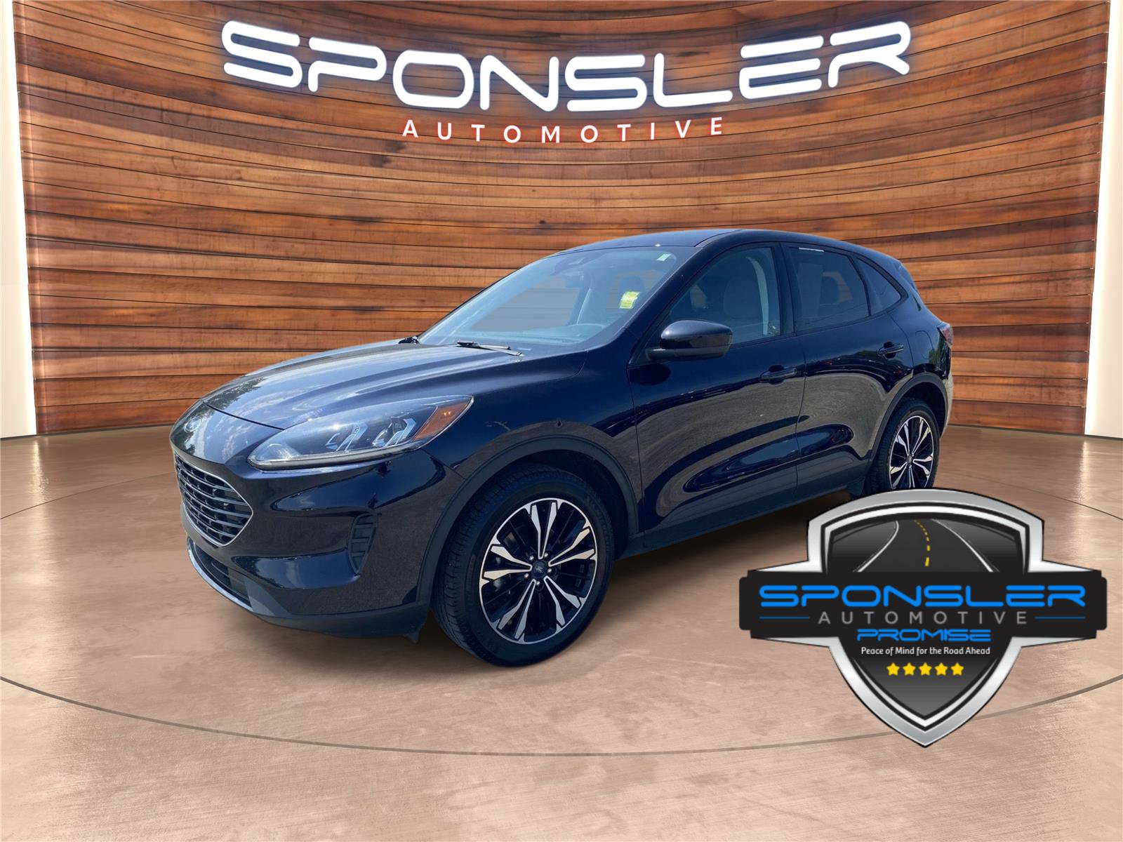 Used 2021 Ford Escape SE w/ SE Sport Appearance Package