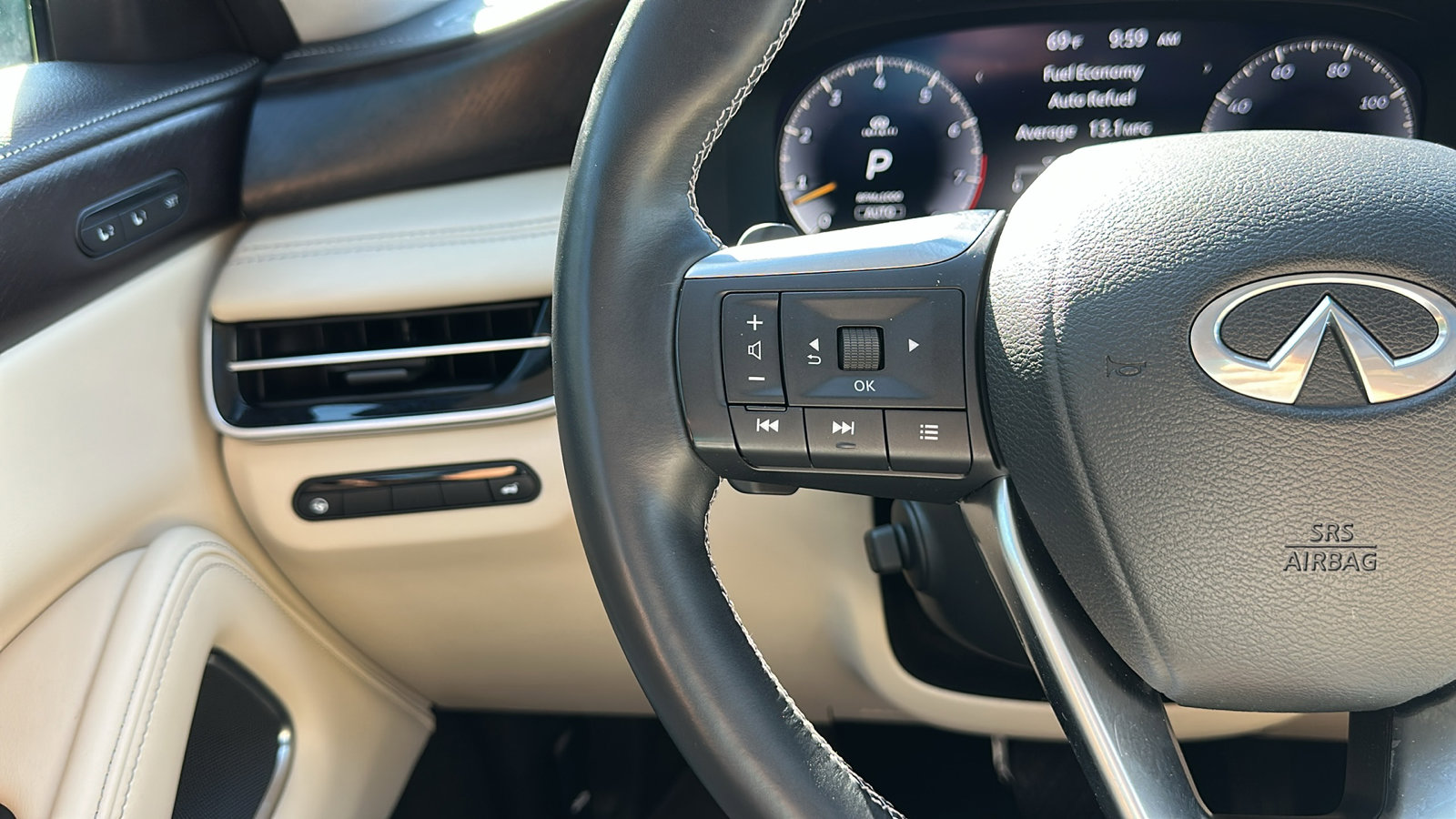 Certified 2022 INFINITI QX60 Sensory w/ Cargo Package image 15