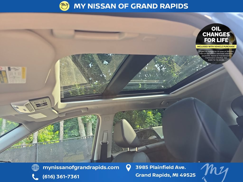 Used 2023 Nissan Rogue SV w/ SV Premium B Package AWD/4WD image 23