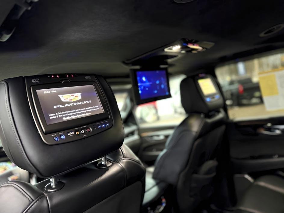 Used 2015 Cadillac Escalade Platinum image 8