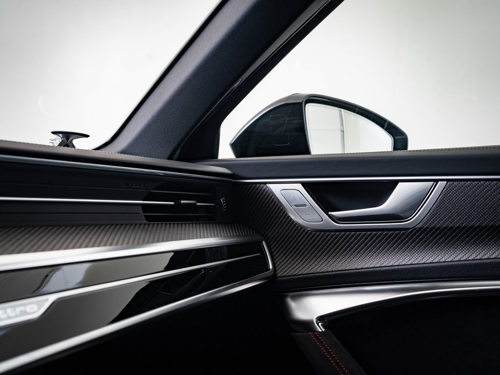 New 2025 Audi RS 6 performance image 38