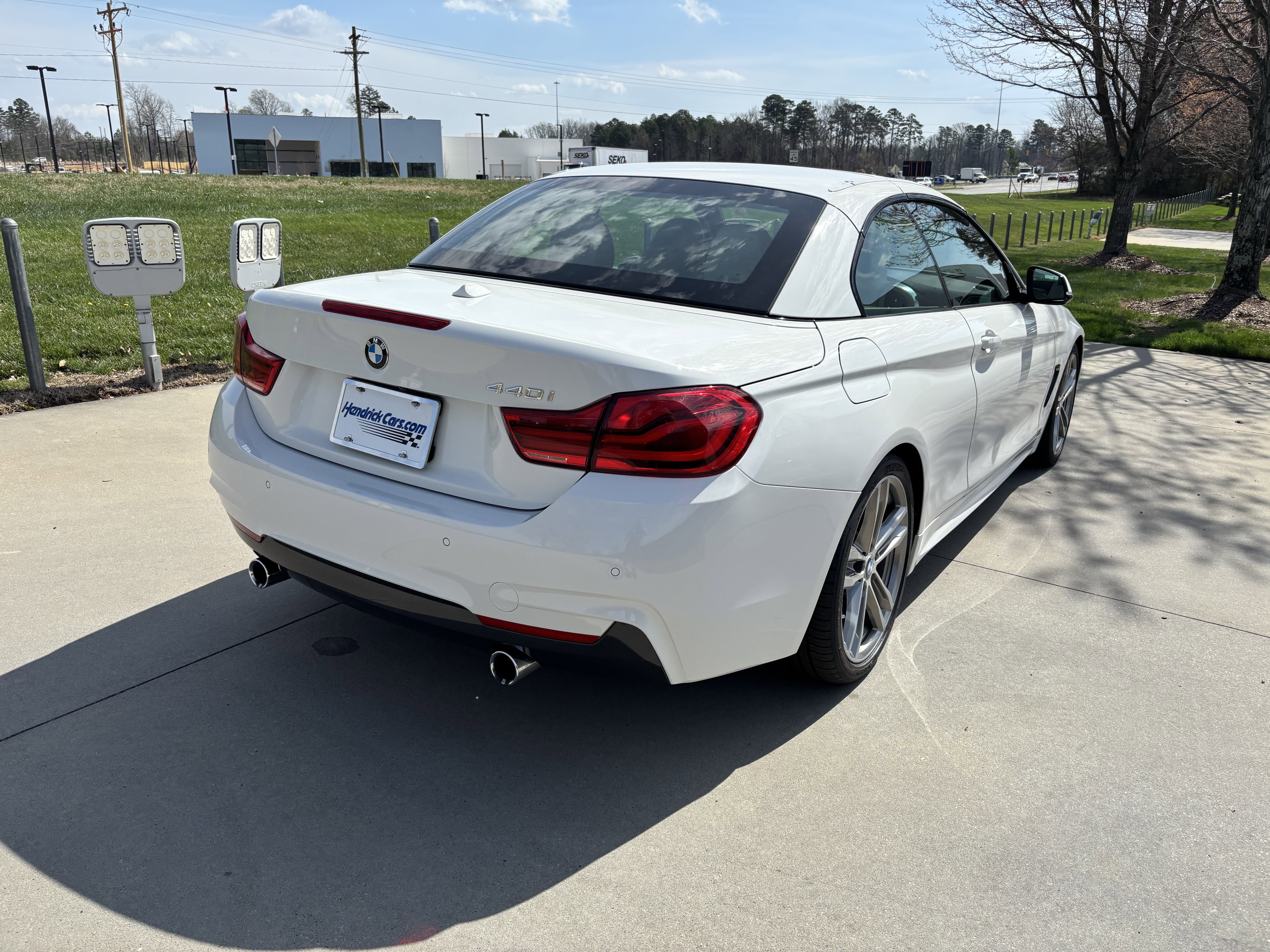 Used 2018 BMW 440i Convertible image 10