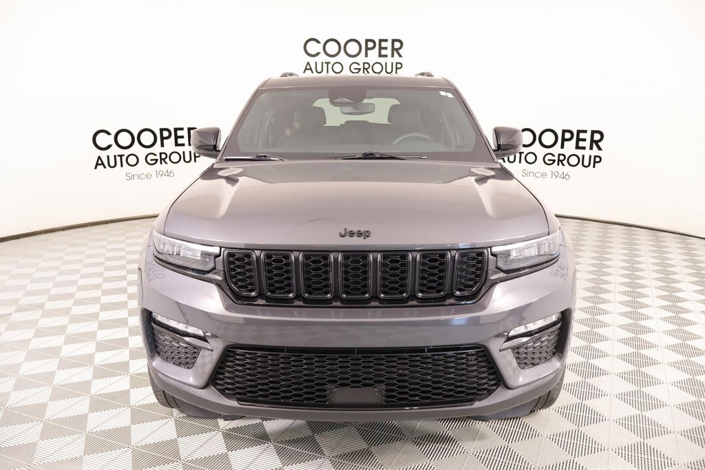 Used 2024 Jeep Grand Cherokee Limited w/ Black Appearance Package image 9