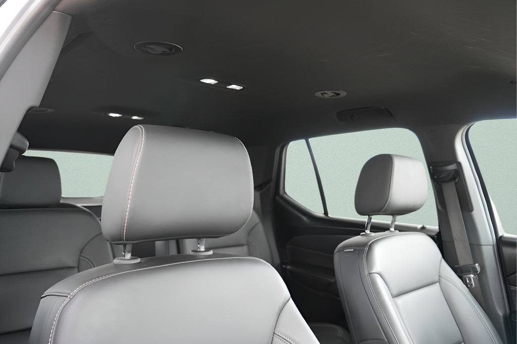 Used 2023 Chevrolet Traverse LT w/ LT Premium Package AWD/4WD image 12