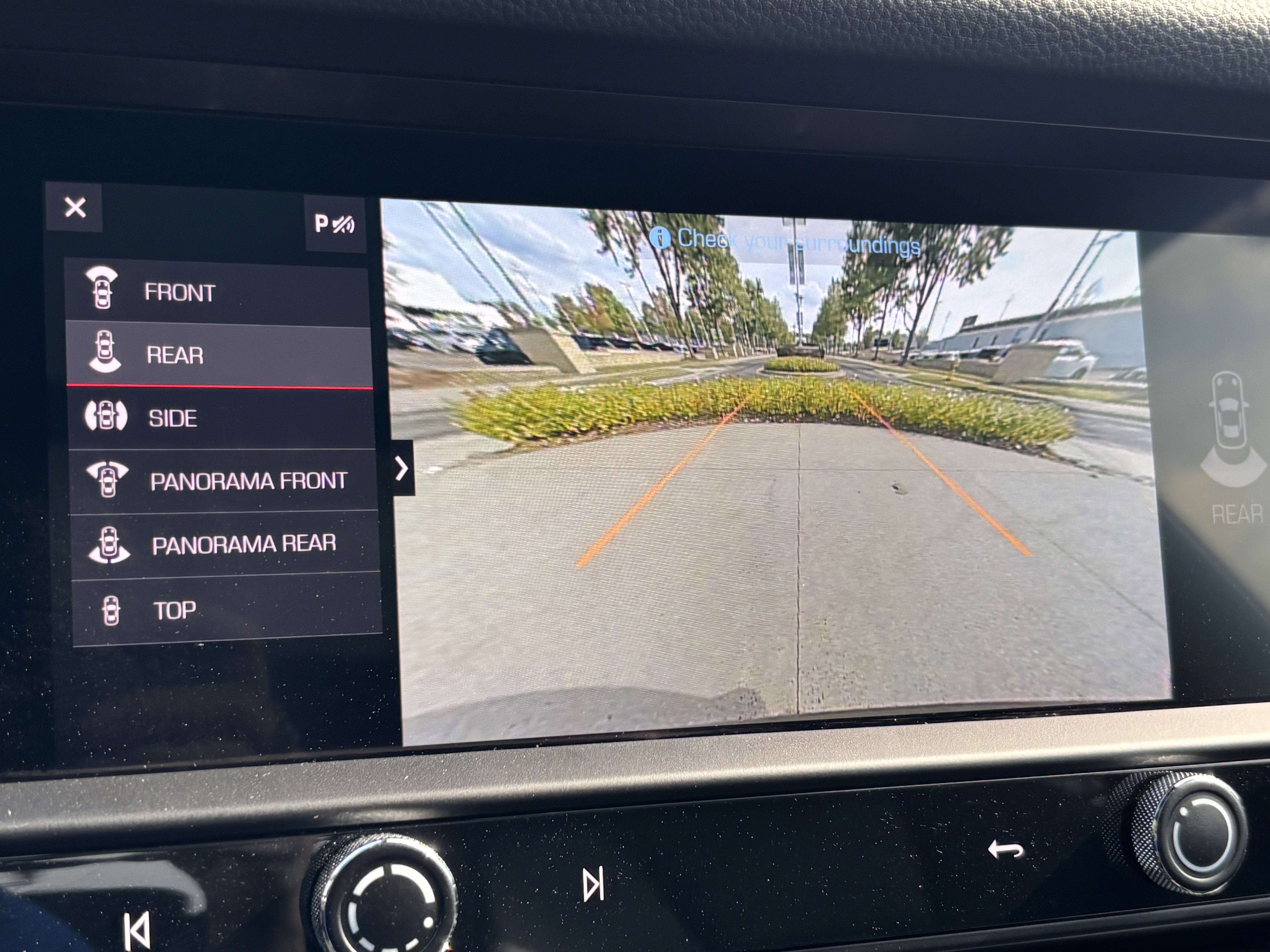 Used 2024 Porsche Macan image 28