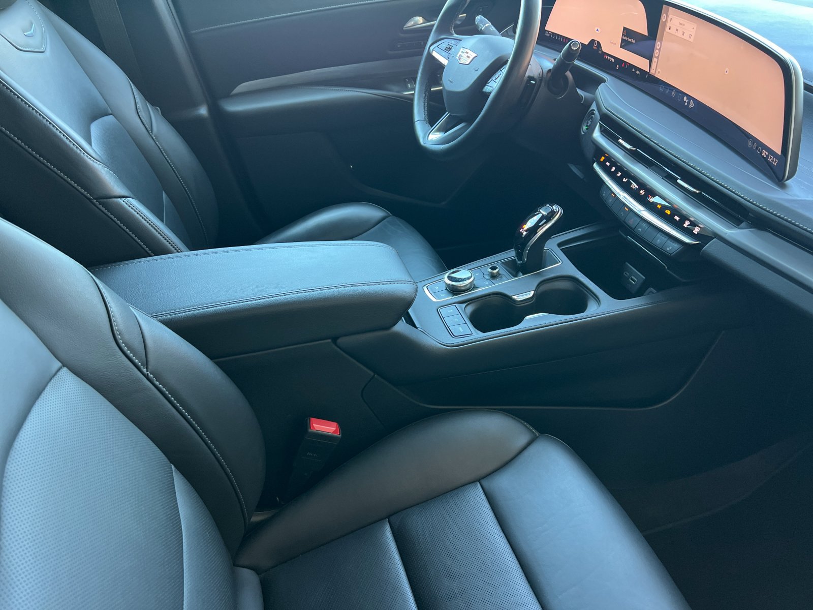 Certified 2024 Cadillac XT4 Premium Luxury FWD image 16
