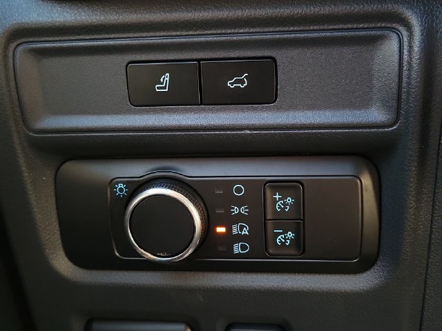 Used 2024 Ford Expedition XLT RWD image 33