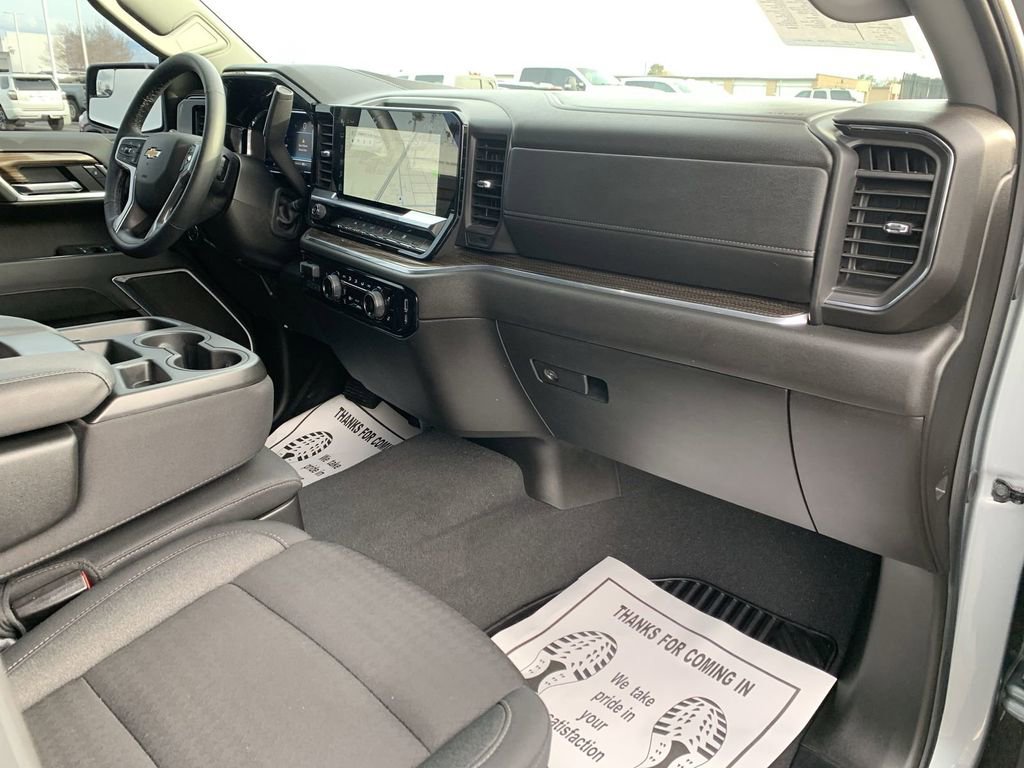 Certified 2025 Chevrolet Silverado 1500 LT image 27