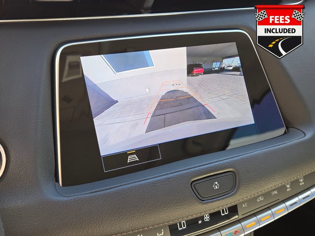 Used 2023 Cadillac XT4 Luxury w/ Cold Weather Package FWD image 28