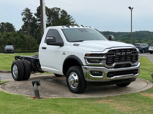 New 2026 RAM 3500 Tradesman AWD/4WD image 9
