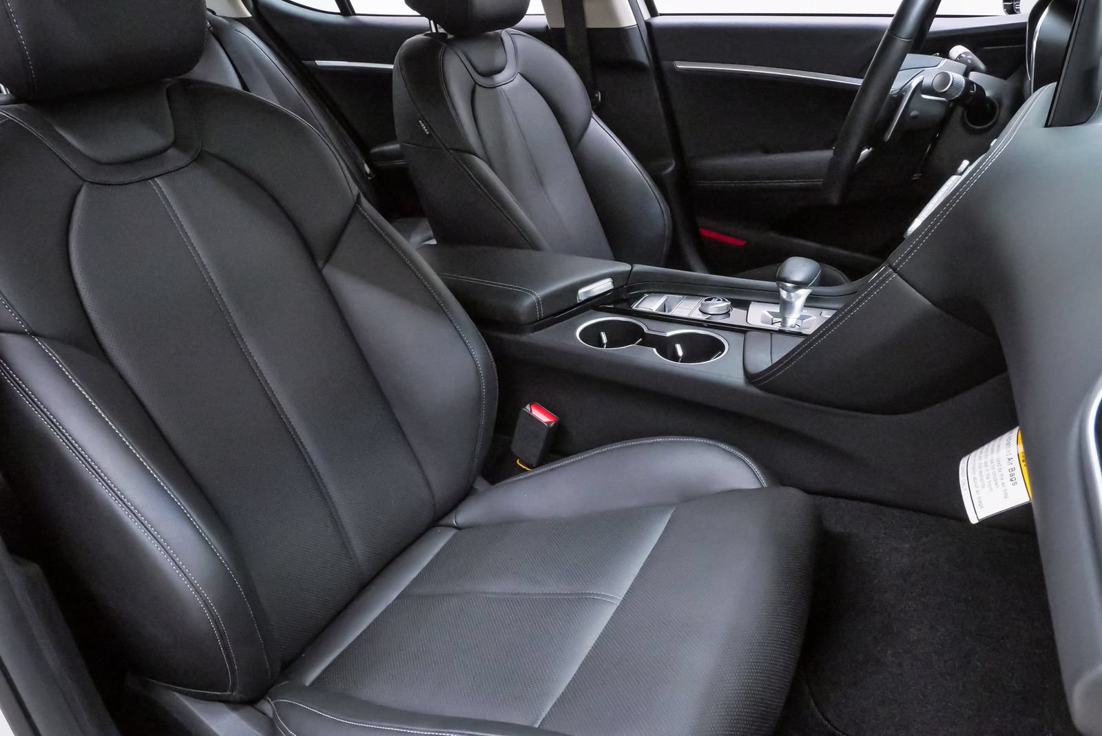 Certified 2026 Genesis G70 2.5T AWD/4WD image 14