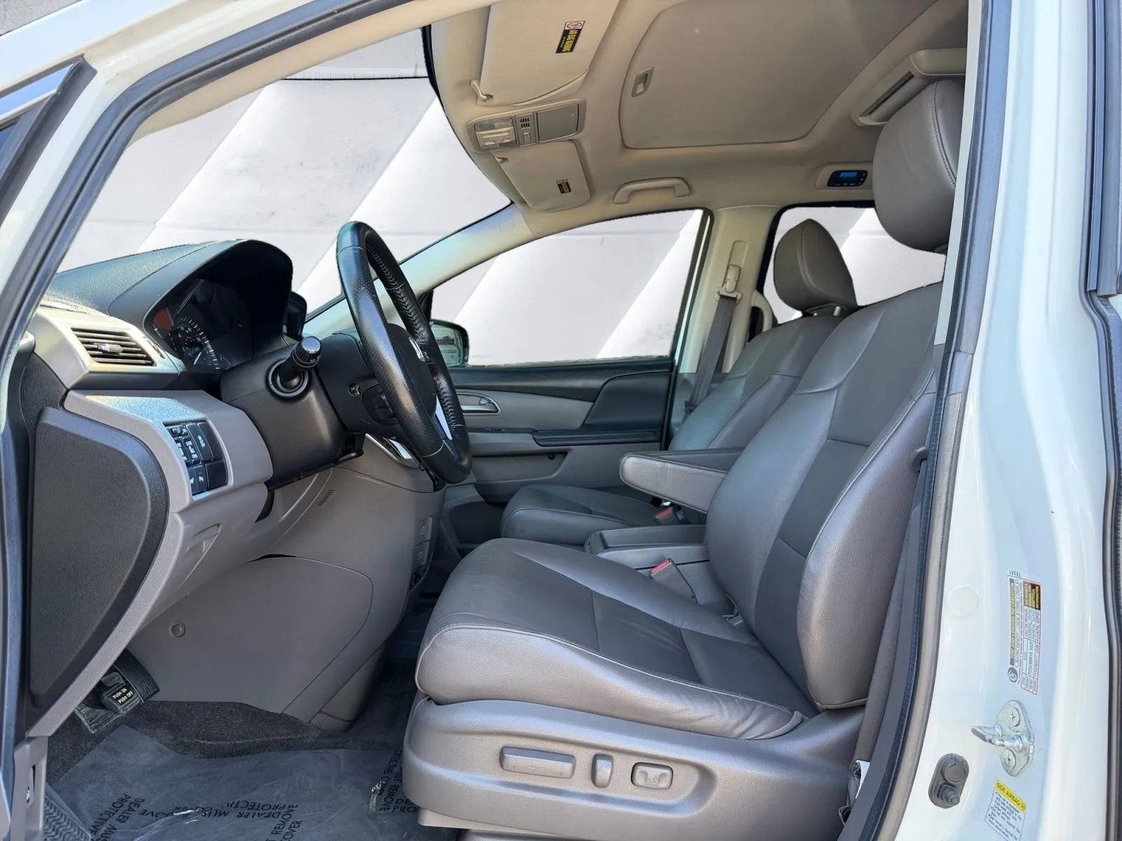 Used 2012 Honda Odyssey Touring image 9