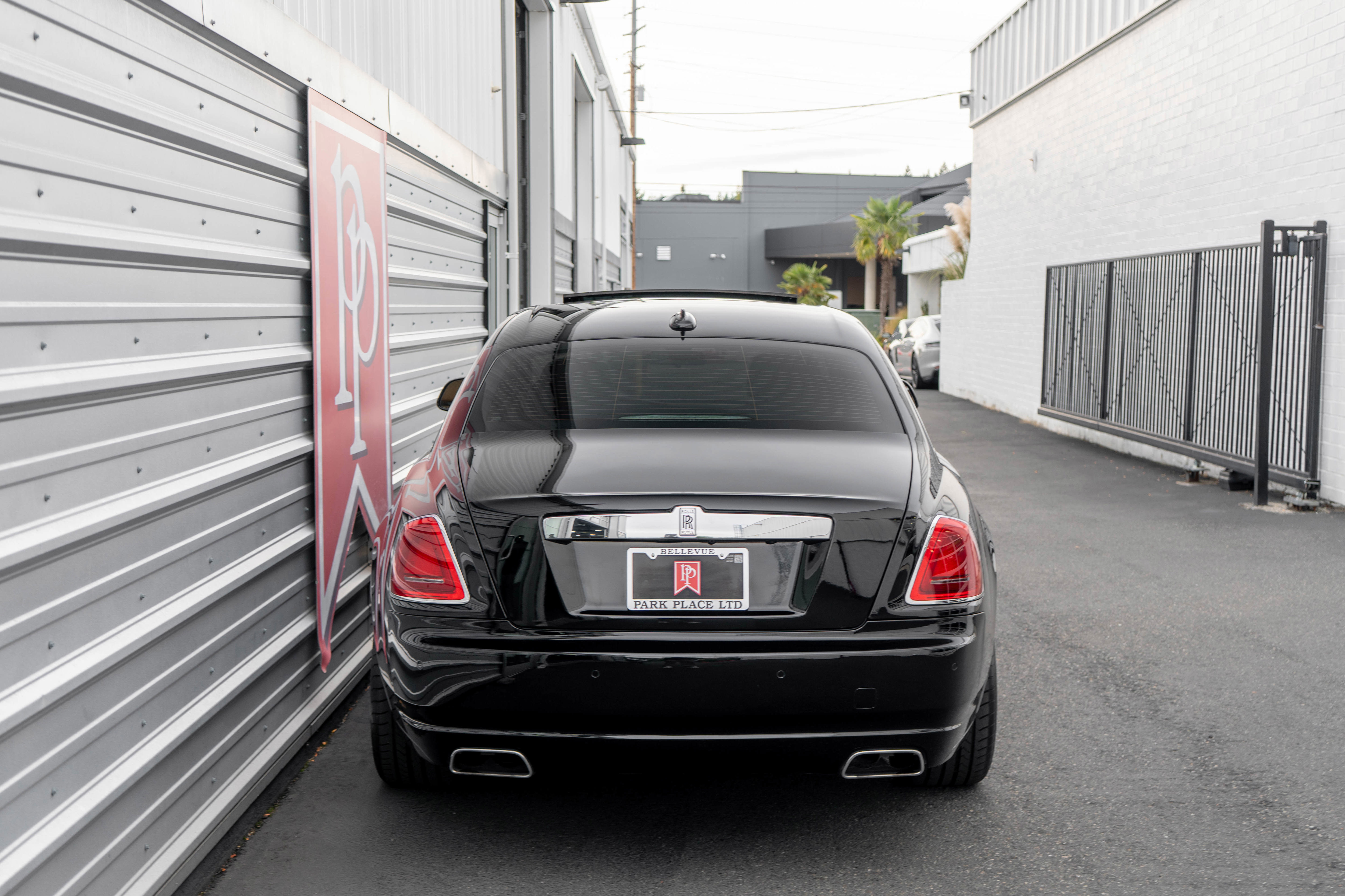 Used 2017 Rolls-Royce Ghost image 80