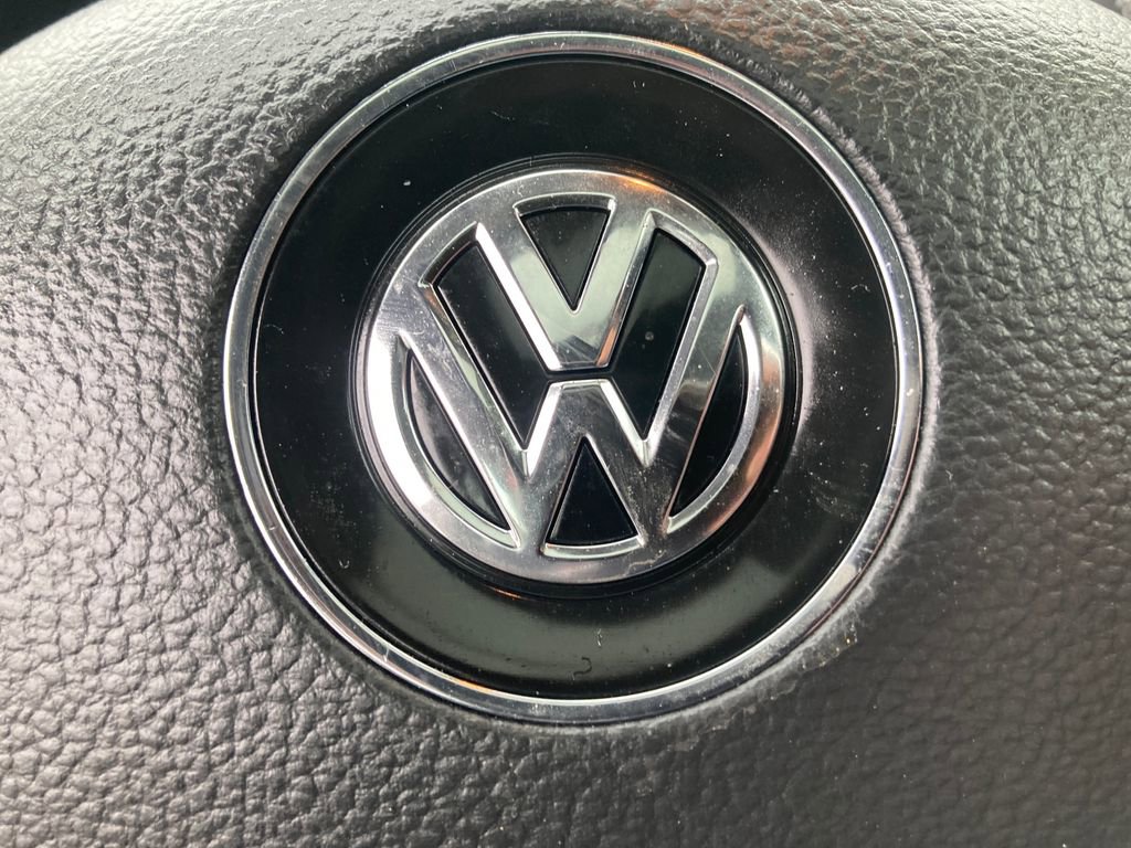 Used 2017 Volkswagen Jetta SEL image 29