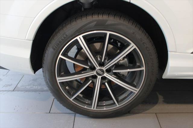 Certified 2025 Audi Q7 2.0T Premium Plus AWD/4WD image 39