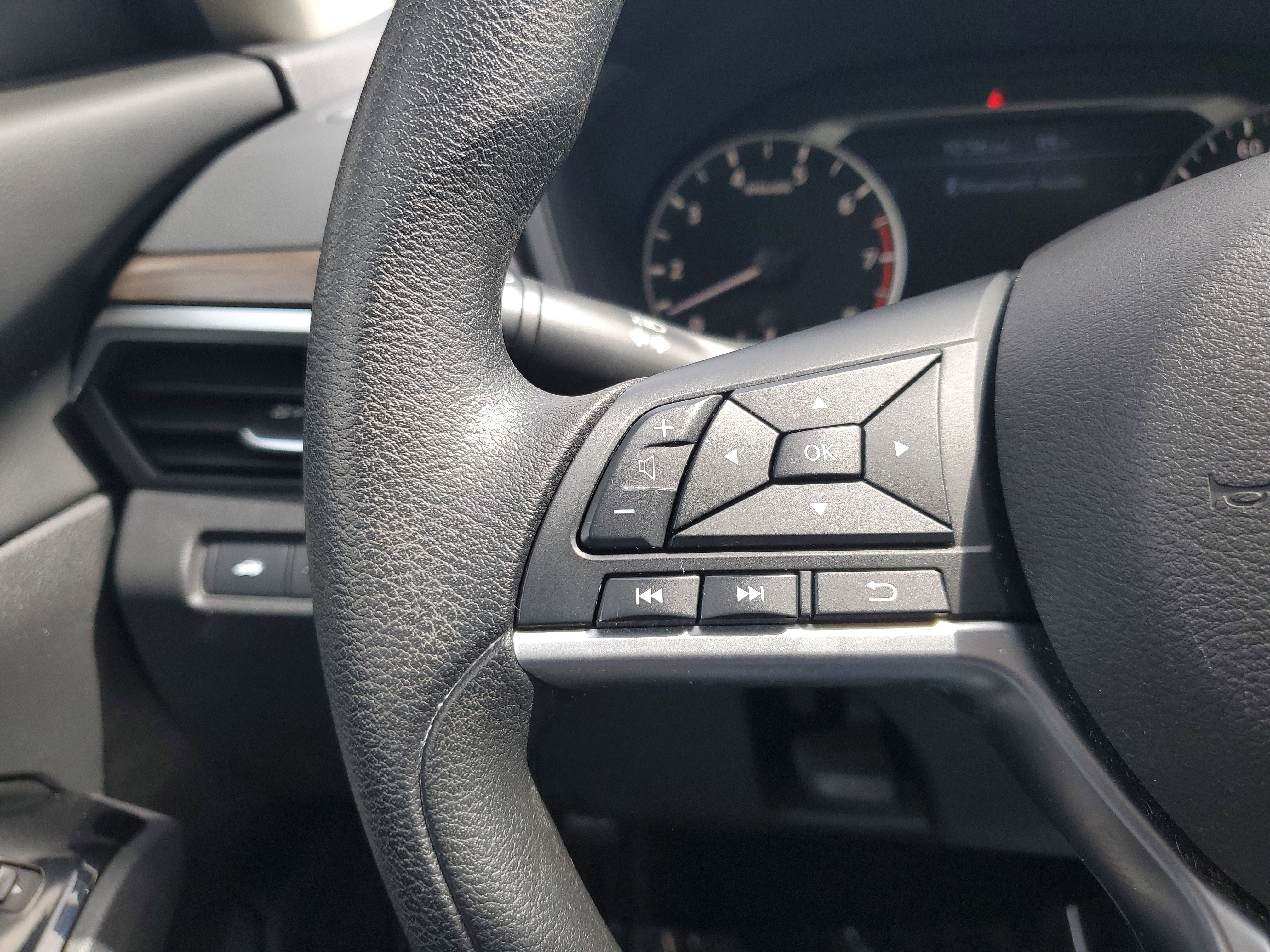 Certified 2023 Nissan Altima 2.5 SV image 17