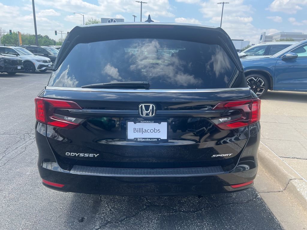 Used 2023 Honda Odyssey Sport image 5