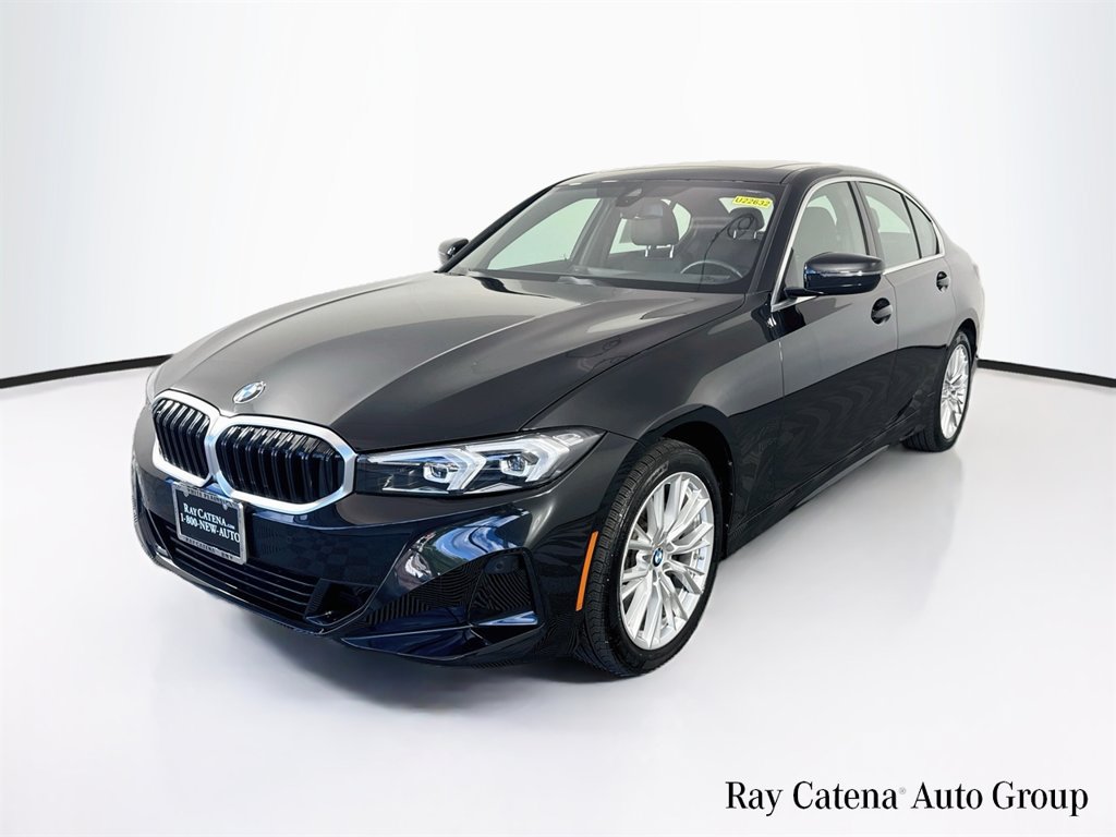 Used 2024 BMW 330i xDrive Sedan w/ Premium Package AWD/4WD image 3